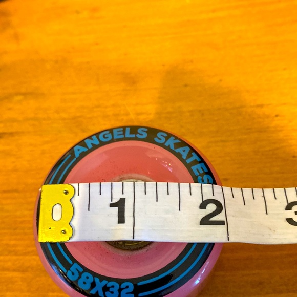 Lot of 4 Pink Angels Skates 58 x 32 roller skate wheels - Picture 4 of 5